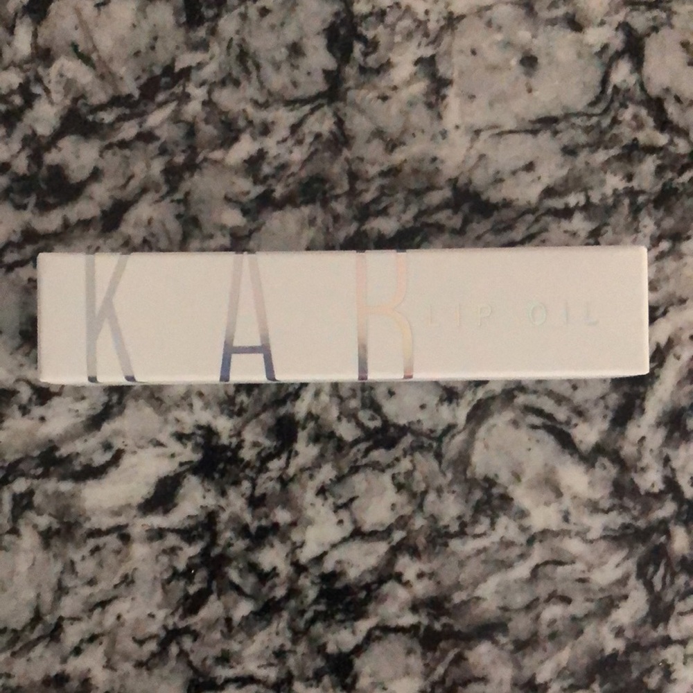 HP❤️ KAB Lip Oil - Picture 5 of 7